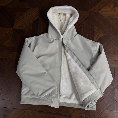 极简仿兔毛座山雕棉服