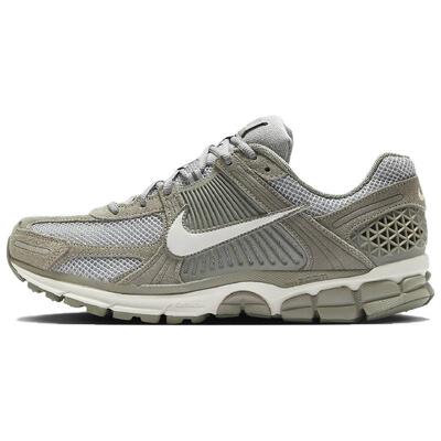 Nike Air Zoom Vomero 5 