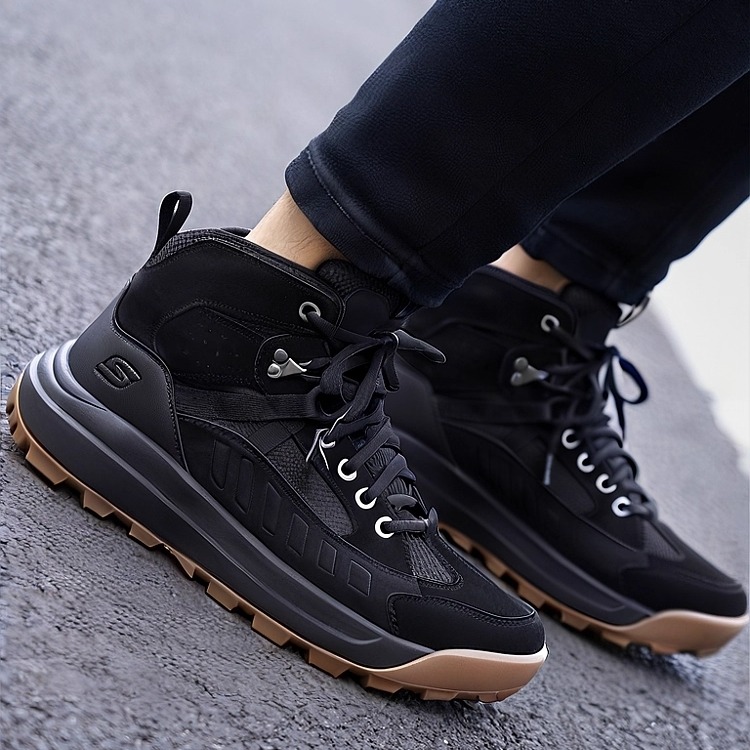 斯凯奇高帮男鞋雪地靴