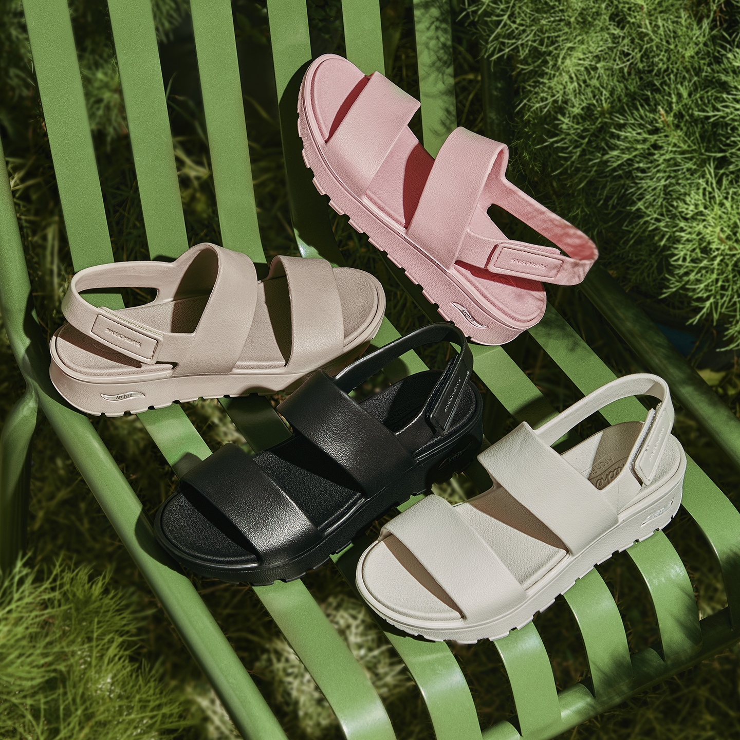 Ȼɫ/NAT 35 Skechers˹ļŮЬʰٴ⴩ɳ̲һִЬ͸527.04Ԫ3(175.68Ԫ/)