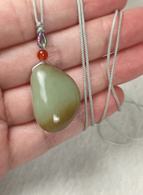 和田玉黄白老玉原石吊坠全新包邮