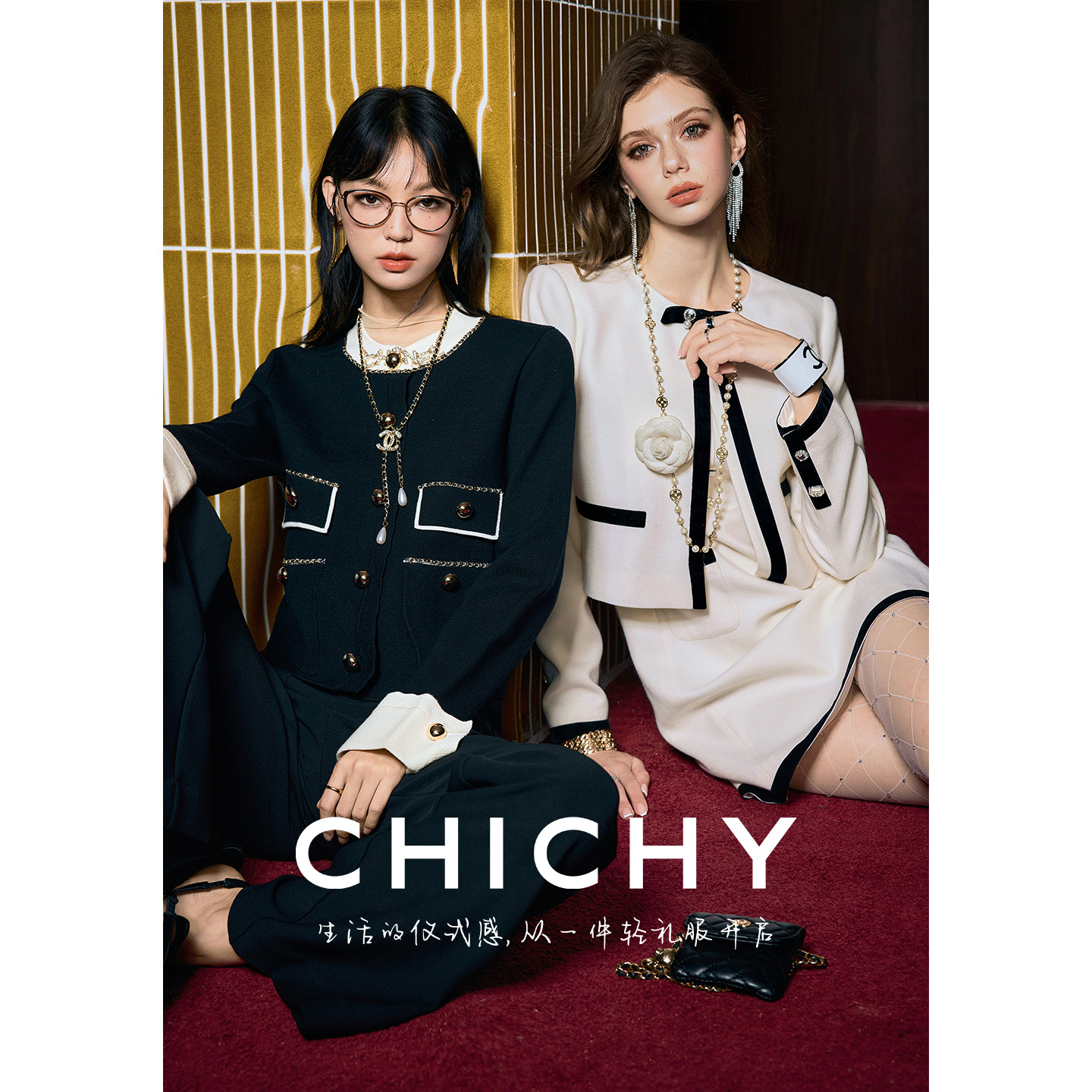 CHICHY米白色绵羊毛短外套连衣裙