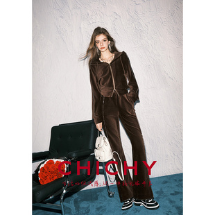 CHICHY法式复古丝绒休闲套装女25冬季新款连帽修身卫衣长裤两件套