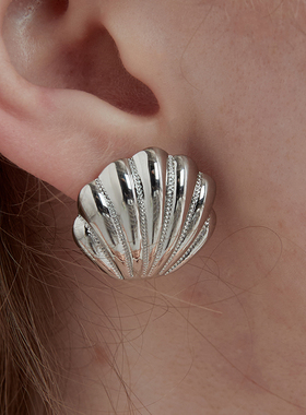 LARAINE YIN法式复古小众贝壳耳环女耳夹无耳洞耳饰s925银针耳钉