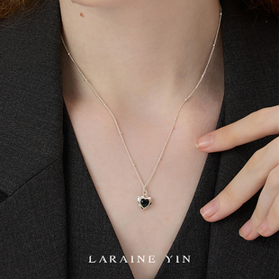 LARAINE YIN小众设计感通体银项链黑色爱心吊坠轻奢纯银锁骨链