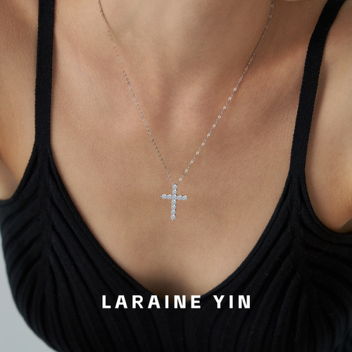 LARAINE YIN通体S925银十字架吊坠 莫桑石闪钻锆石七夕礼锁骨链