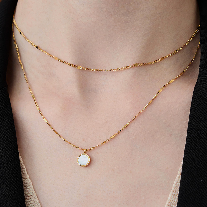 钛钢链条白贝吊坠叠戴项链