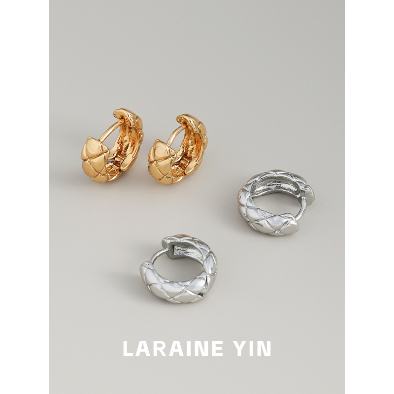 LARAINE YIN刘亦菲同款小香风菱格纹耳环小众高级感耳圈圈圈耳扣