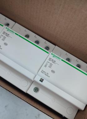 施耐德IST 20KA 3P 3P20KA浪涌保护器有四只装议价商品