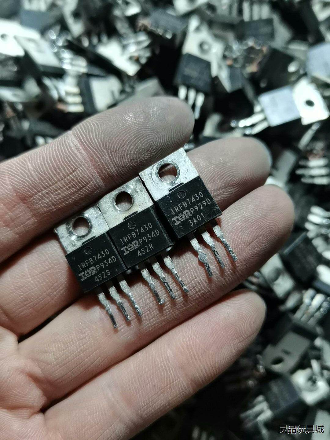 IRFB7430 原装进口拆机 409A40V 大芯片超低内议价商品