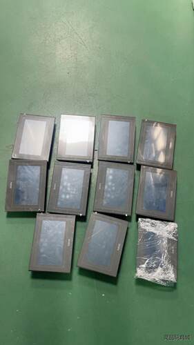信捷触摸显示屏、7寸、型号TG765G-ZT、成色新、质量功议价商品 - 封面