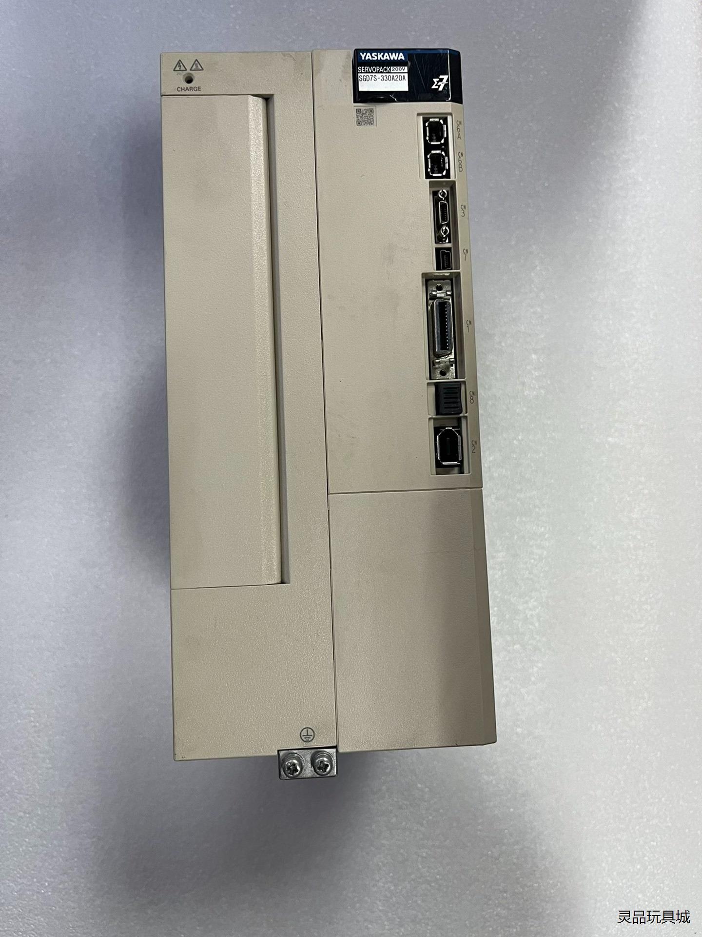 SGD7S-330A20A002安川七系5千瓦伺服驱动器，拆议价商品