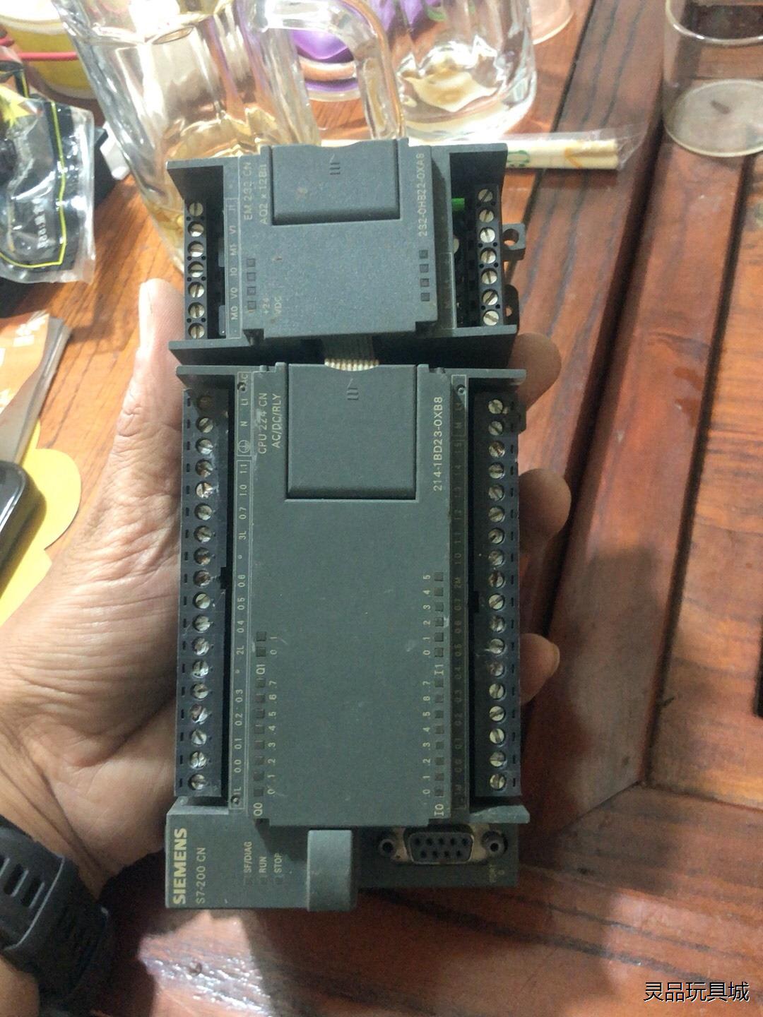 拆机西门子主机6ES72141BD23-0XB8。  模块6议价商品