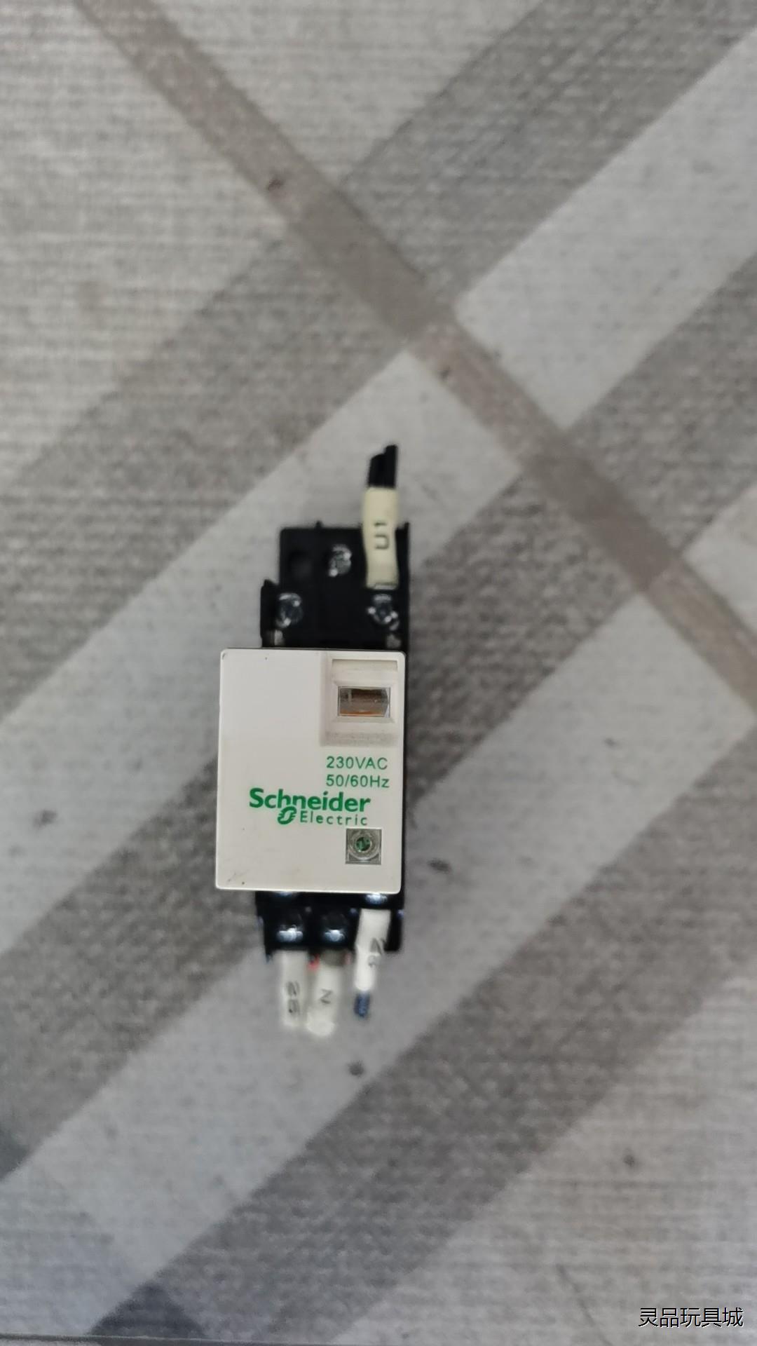 拆机施耐德中间继电器RXM2LB2P7小型交流AC220V8议价商品