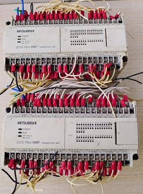 三菱PLCFXON-60MT拆机货实物图片共2个，有点油污，议价商品