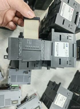 LS模块G7E-RY08A (30元) G7F-RD2A(1议价商品