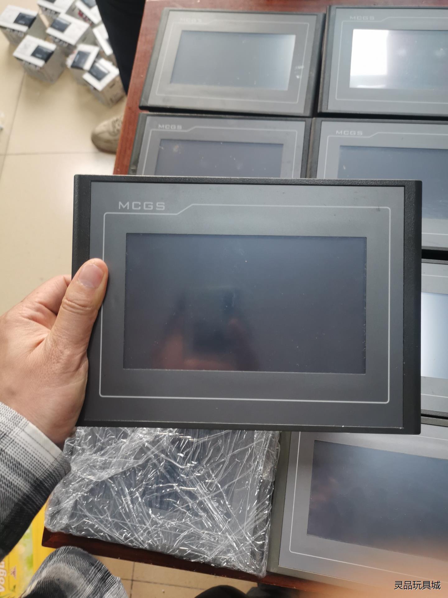 昆仑通态触摸屏，型号TPC7072GT ，带网口，成色如图，议价商品