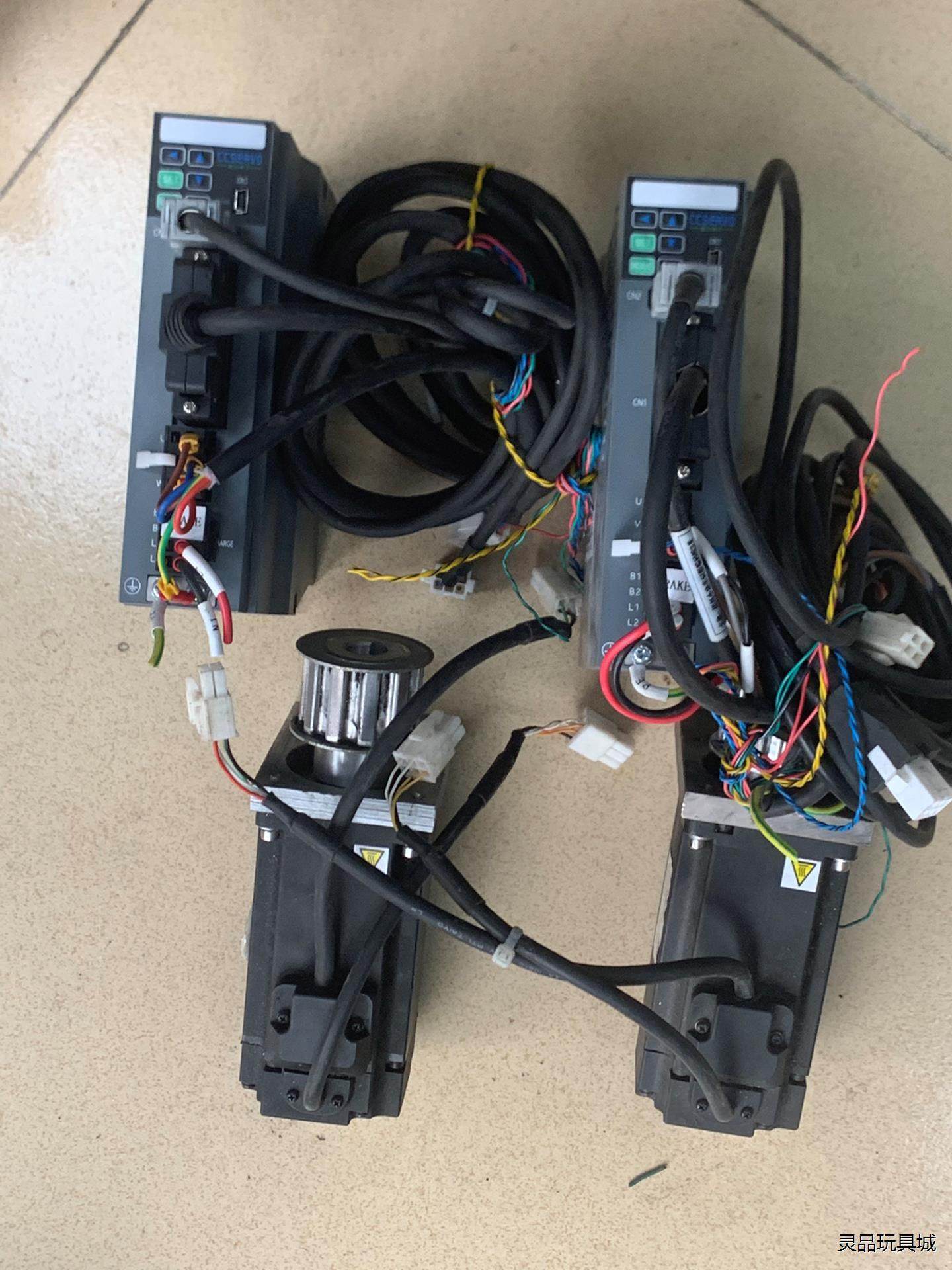 超川伺服驱动器配电机、带线、400W、品牌型号 CC-D3P议价商品