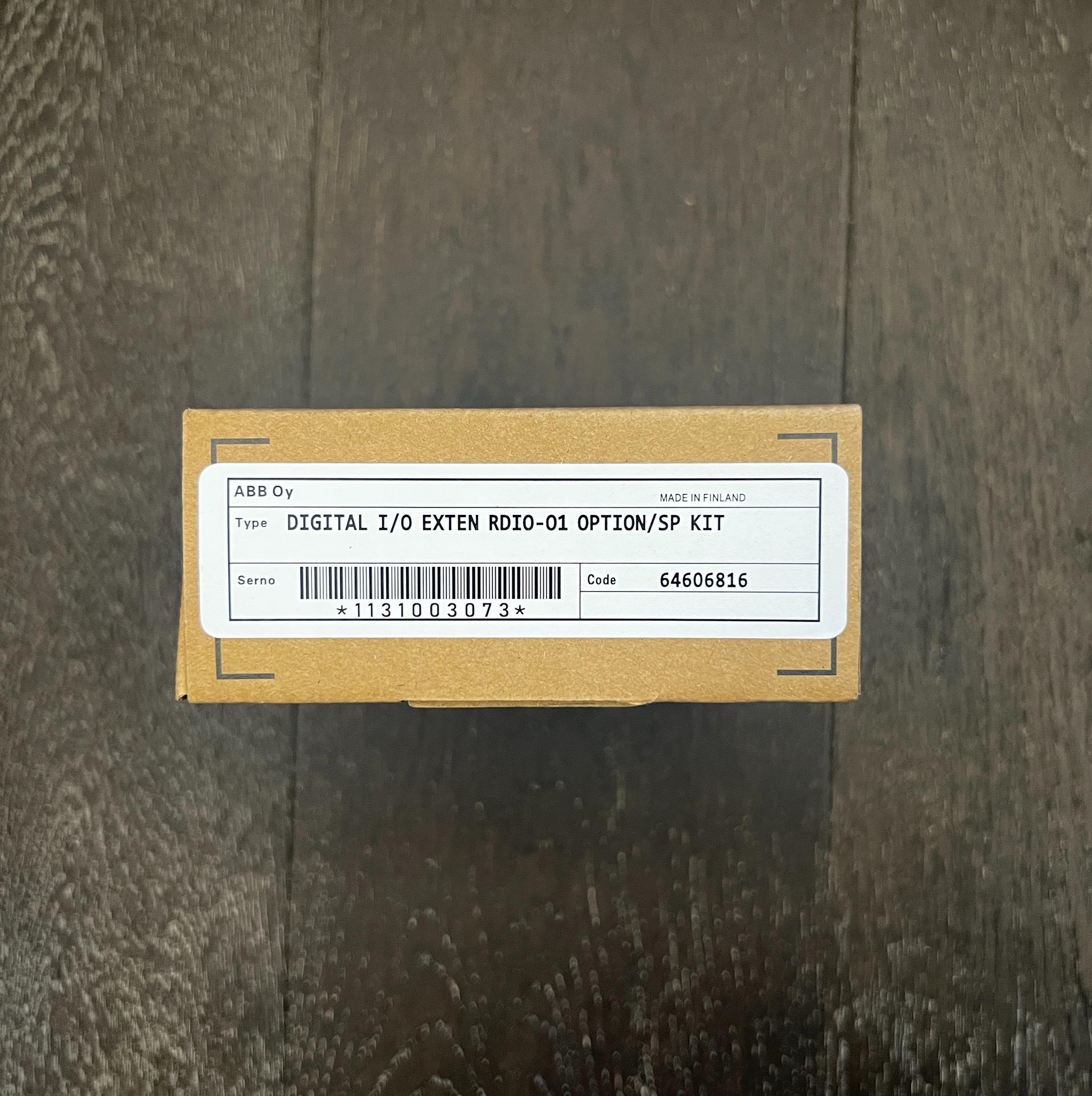 RDIO-01 全新ABB变频器通信模块，全新带包装，超连结实洁川议价