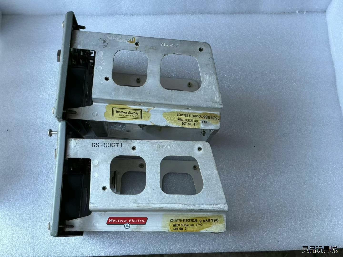 31017带西电字母的胆机铝壳一对；尺寸210x173X13议价商品