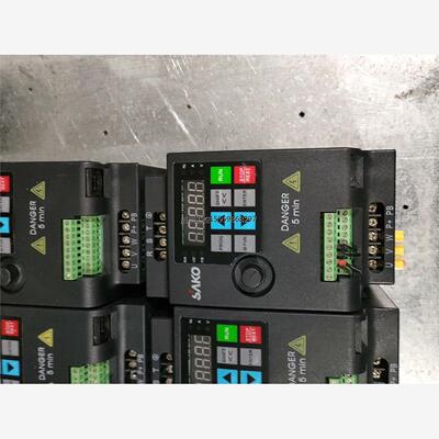 三科变频器SKI780-1D5G-4  1.5KW380v，