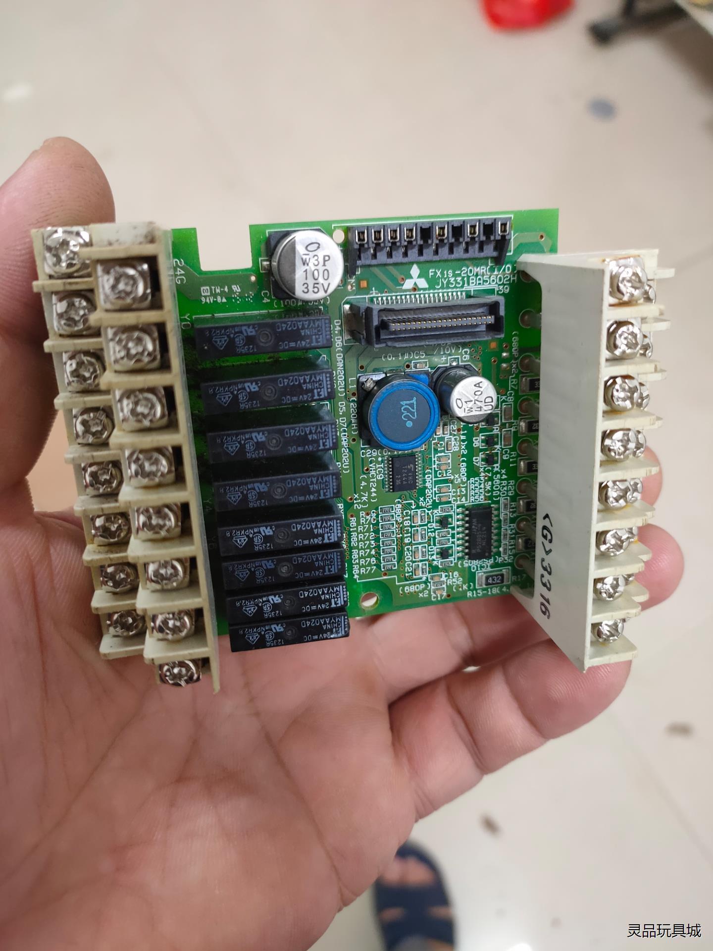 拆机三菱fs1s-20mr中板，原装正品，功能完好，成色如图议价商品