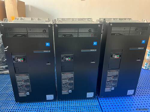 富士变频器。FRN0203F2S-4C。90/110 成色9议价商品