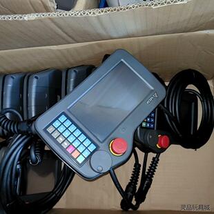 线长约5议价商品 23年生产 全新台达DOP H07E475Z示教器