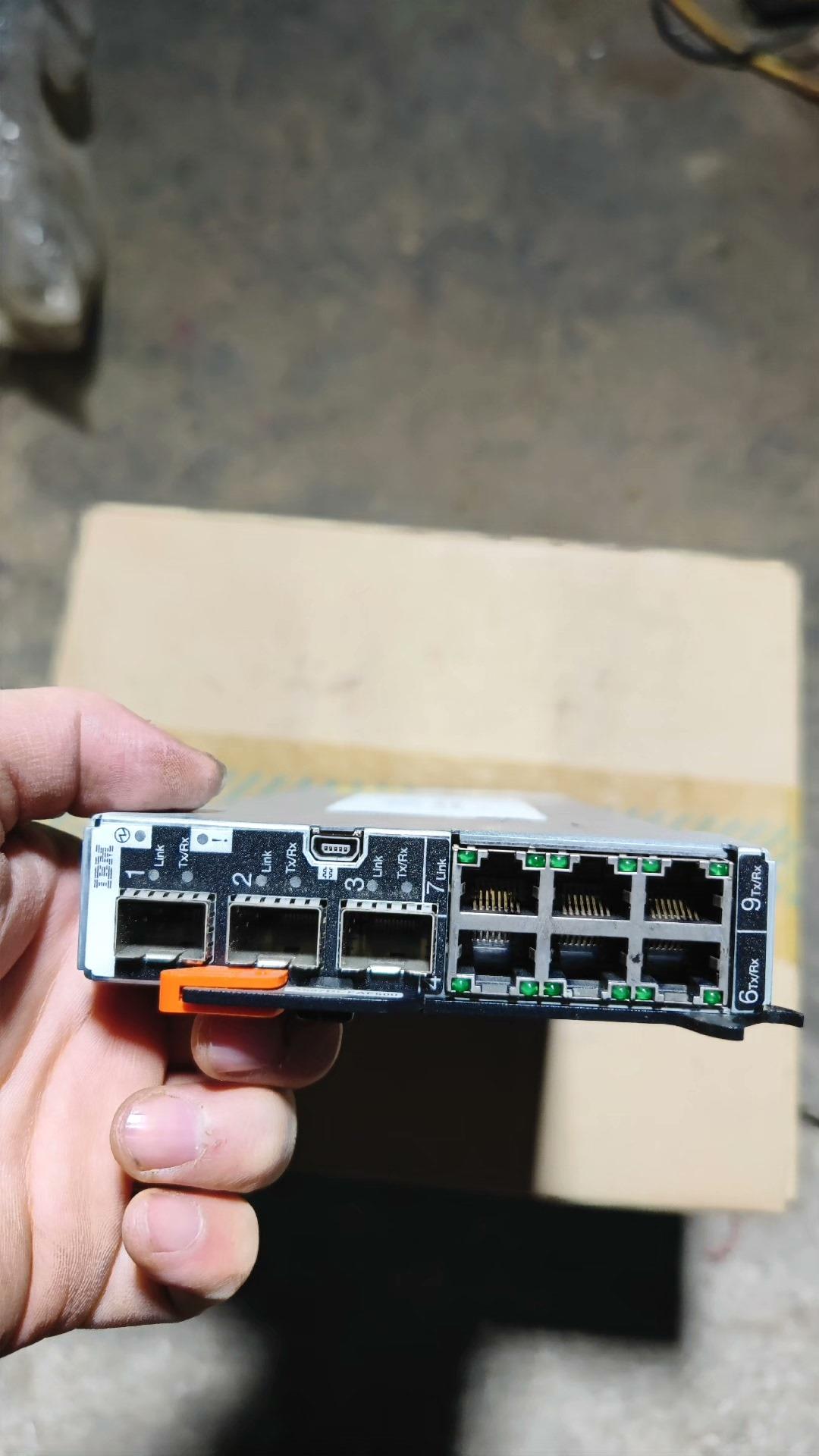 IBM以太交换机44W4407   刀片10GB，便宜出！顺洁川议价