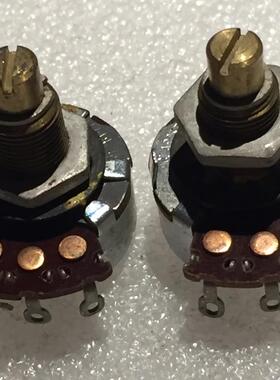 20713早期美国备用50K欧胆机电位器一对；成这好；见图。议价商品