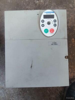 拆机施耐德变频器5.5KW  ATV302HU55N4议价商品