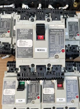 二手拆机富士2P/3P塑壳断路器SA53RCUL议价商品