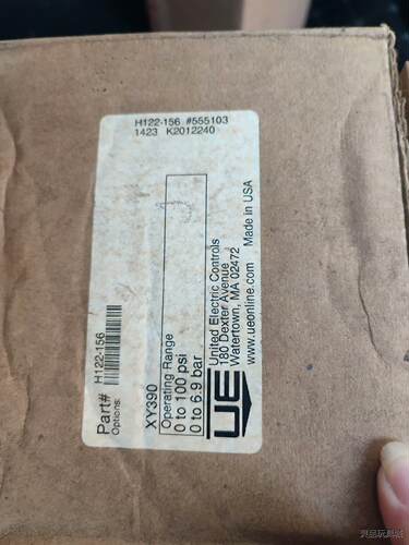 美国 UE   H122-156 XY390 压力开关议价商品