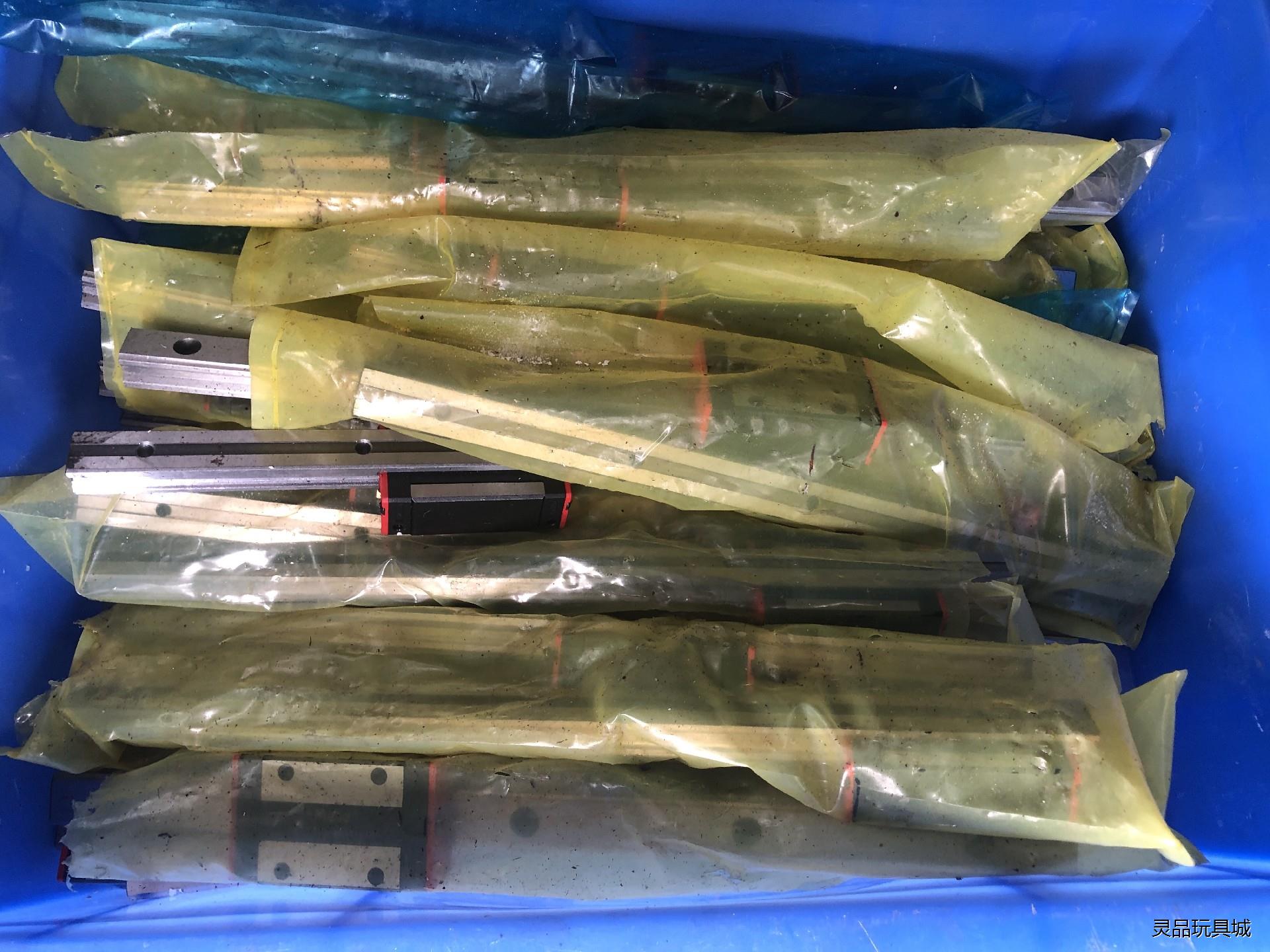 全新EGH15CA直线导轨，导轨长280十滑块＝15元一条，议价商品