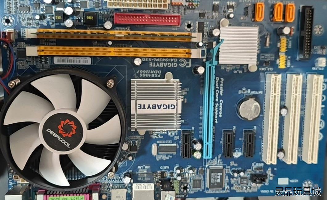 技嘉主板GA945PLS3G一块，带cpu 内存，参数看图，议价商品