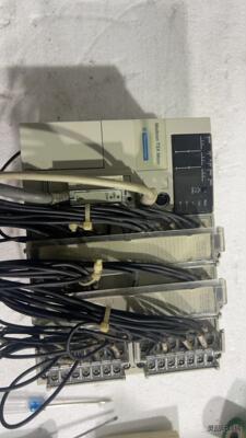 施耐德PLC可程式控制器TSX3721001带模块TSXDM议价商品