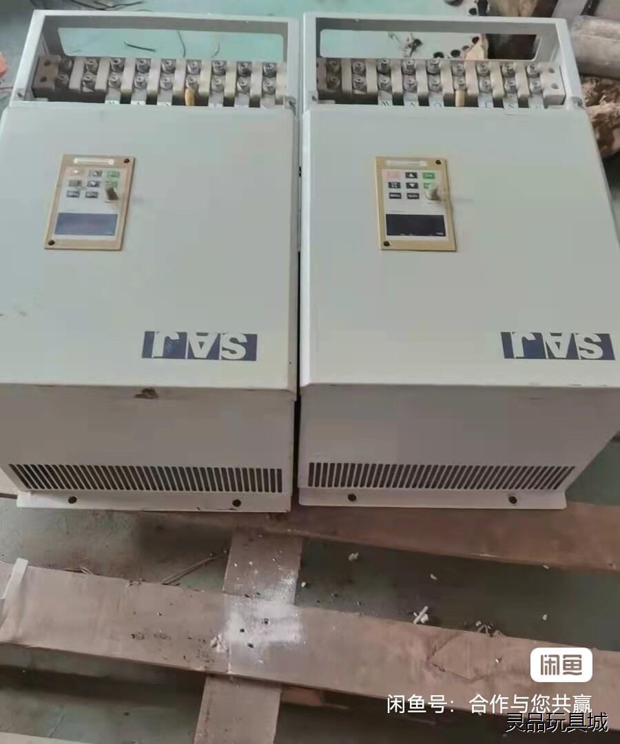 三晶变频器SAJ-8000G S055G3  55KW有两台议价商品