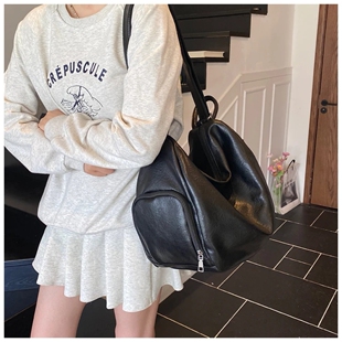 迪佳漫女包包25新款百搭多用包气质背包大容量单肩斜挎包双肩背包