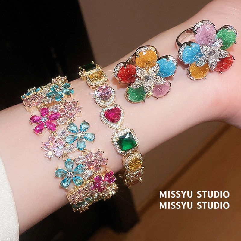 彩色洛丽塔手链高级感花园花朵
