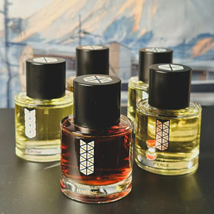 les indemodables香水珍珠鸢尾沙砾麝香哈瓦那香草琉金桂花试香