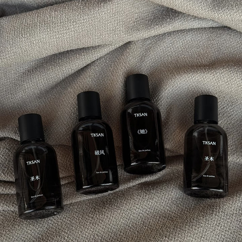 TKSAN香水试香黑玫瑰沉香圣