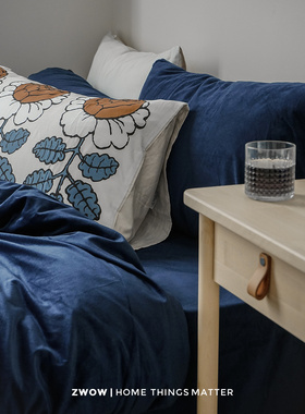 造卧zwow简约风柔软INS轻奢复古深蓝色床上床单床笠天鹅绒四件套