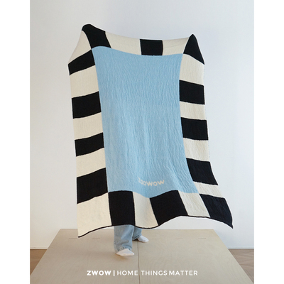 造卧zwow天空岛白黑蓝色格中古风双面加厚半边绒盖毯毛毯午睡毯子