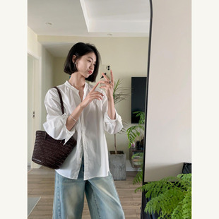 小众别致白色轻熟通勤长袖 法式 上衣 女早秋新款 日系松弛感圆领衬衫