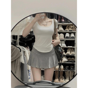 绝美初恋风套装 U领T恤褶皱运动短裙两件套夏季 显瘦短袖 纯欲风修身