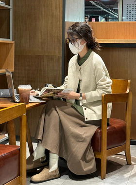 日系文艺复古衬衫毛衣半身裙套装