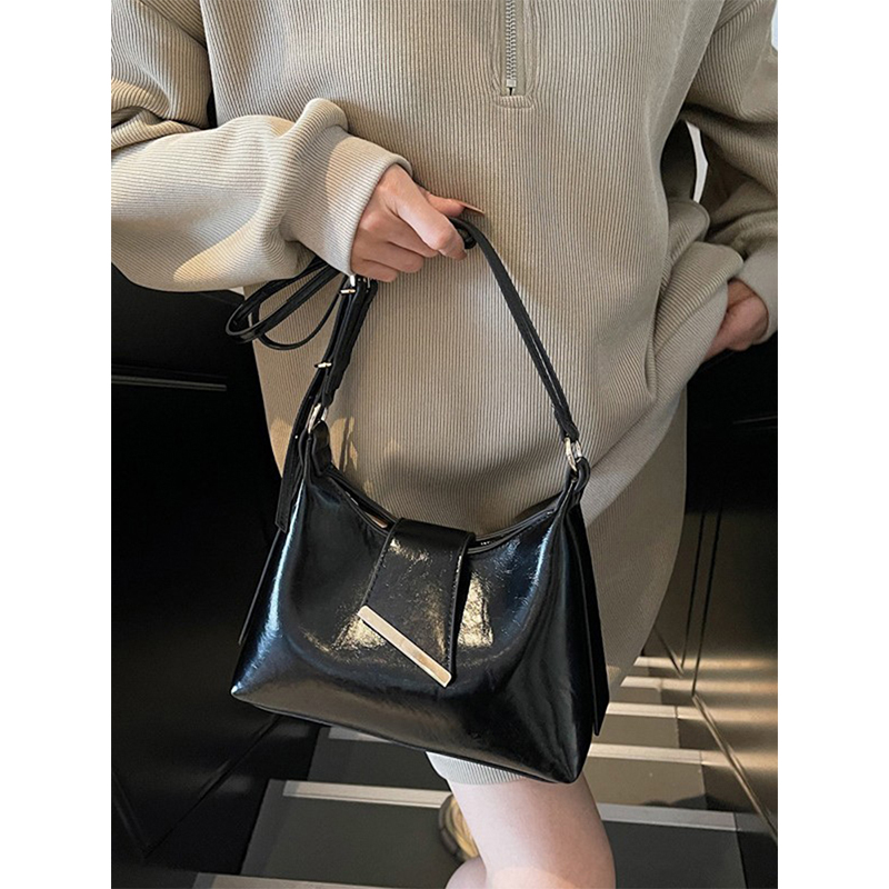 泡芙小姐通勤百搭单肩手提腋下包