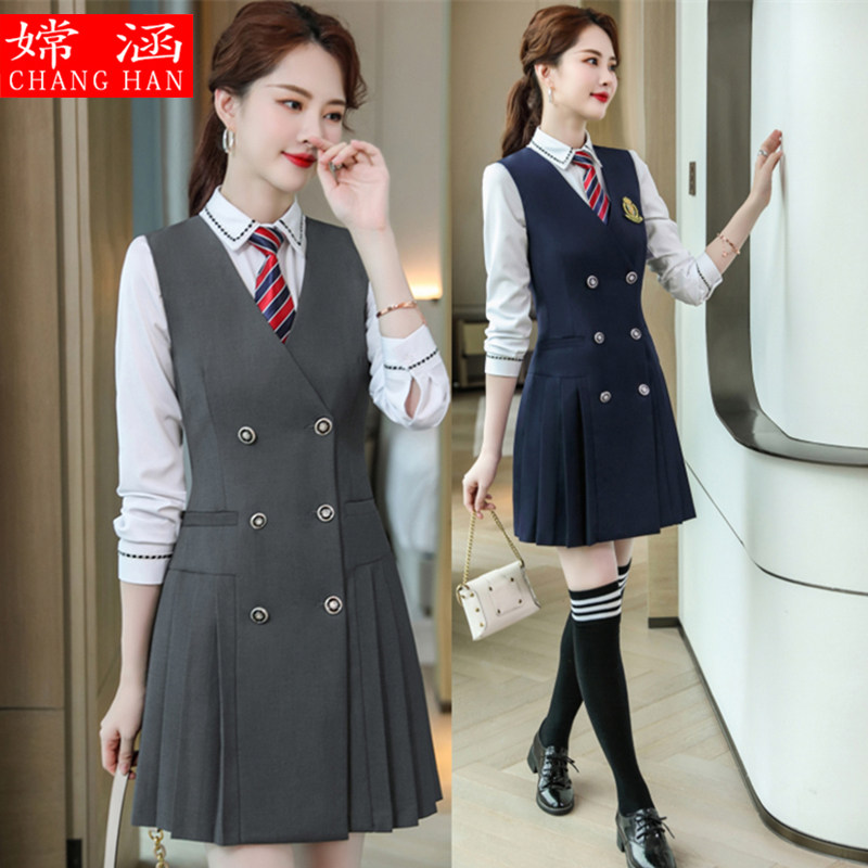 幼儿园老师工作服秋装2021新款时尚气质幼师园服jk制服学院风套装