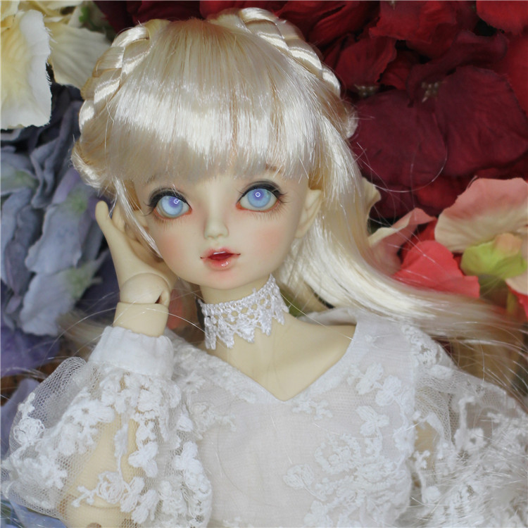 淡金色假发复古bjd娃娃