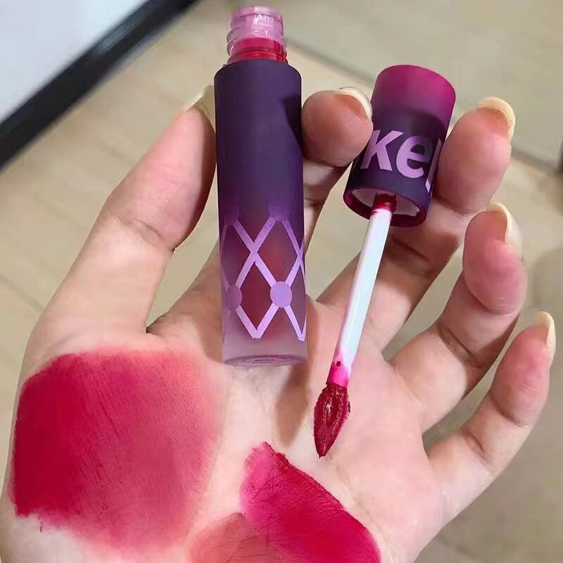 KEKEMOOD鸽血红唇泥筒桃心哑光雾